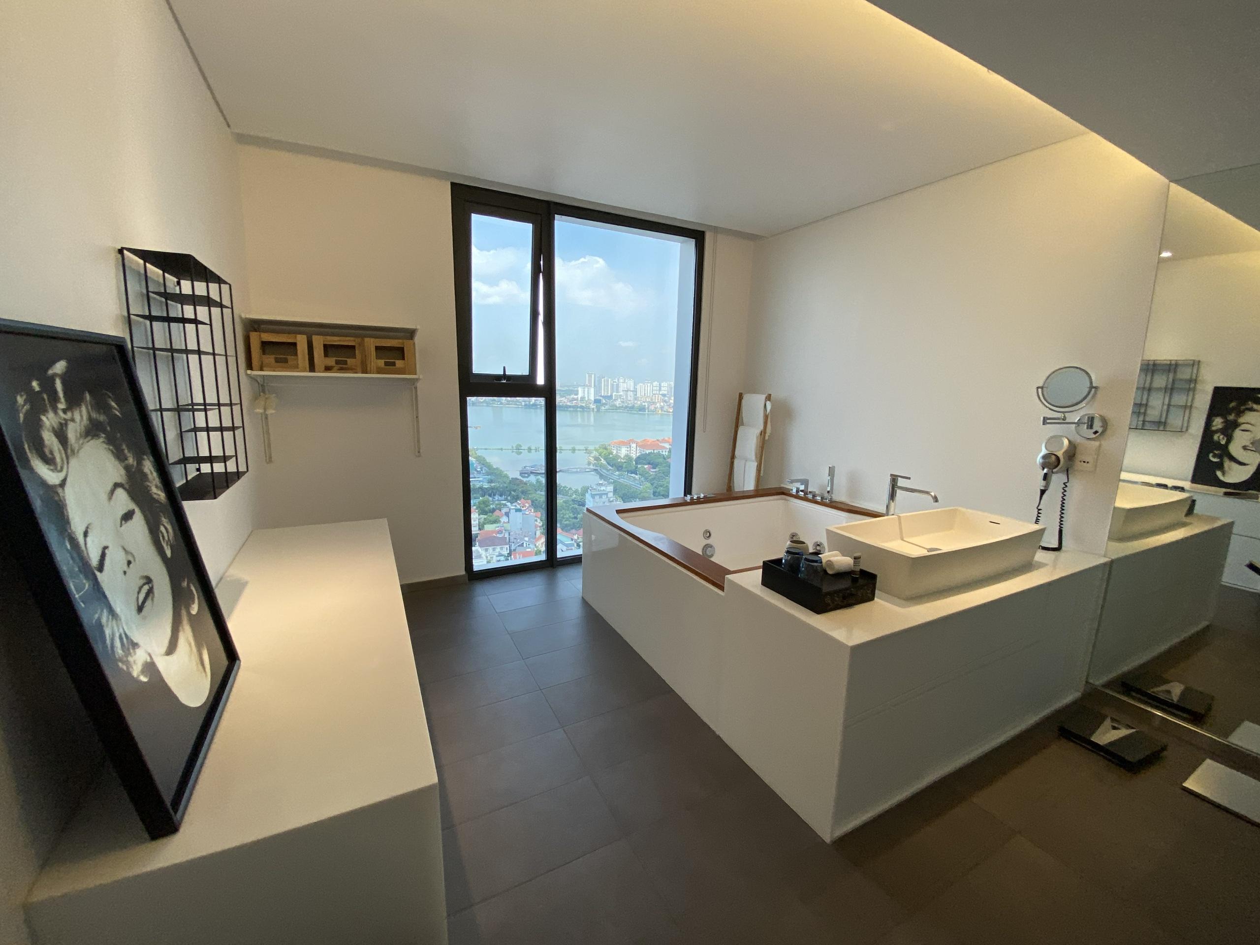 Somerset West Point Hanoi Exterior photo